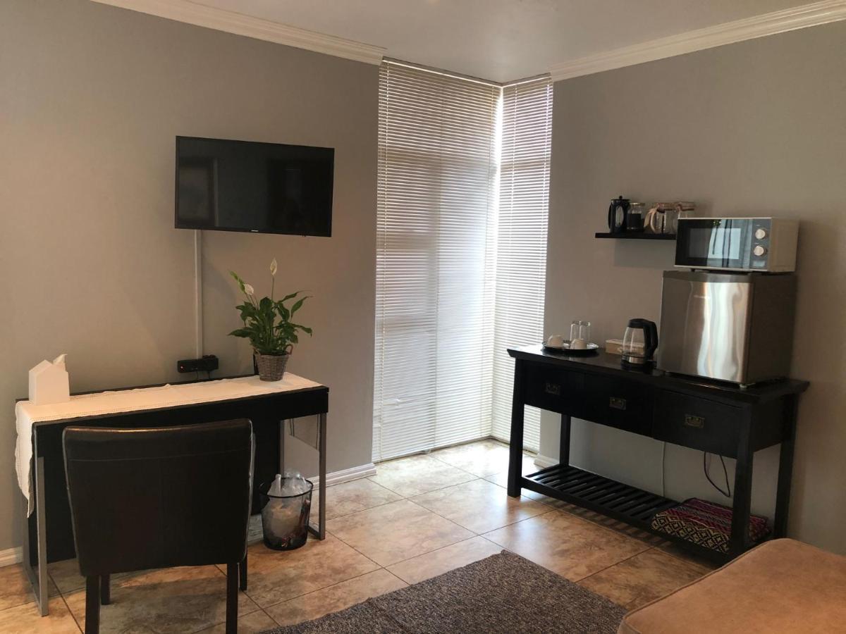 Fever Tree Suites Йоханнесбург Экстерьер фото